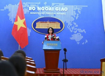 Việt Nam bình luận thông tin Mỹ tạm dừng cấp visa du học