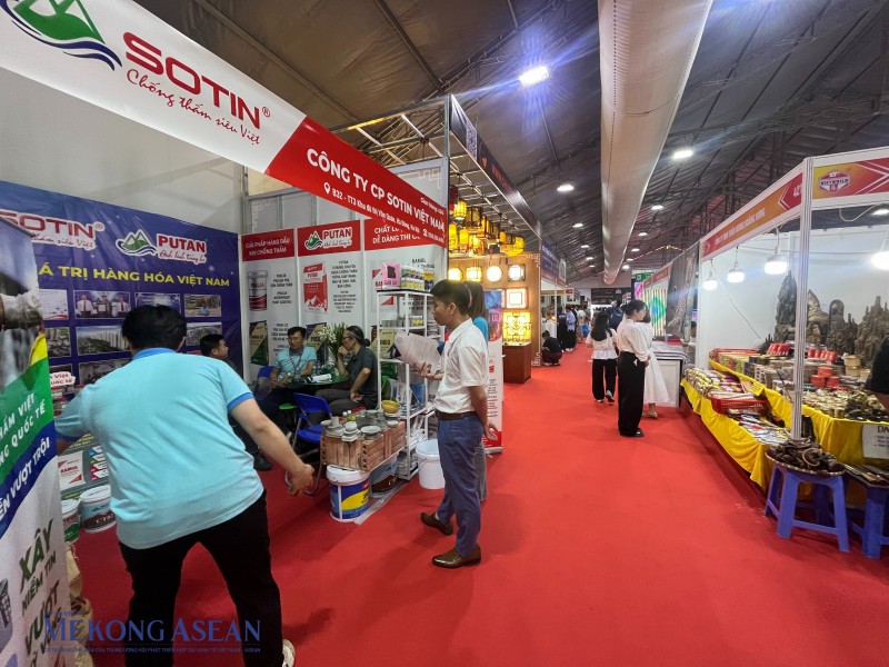 Các gian hàng giải pháp nhà thông minh chiếm sóng Vietbuild năm 2025 lần 2