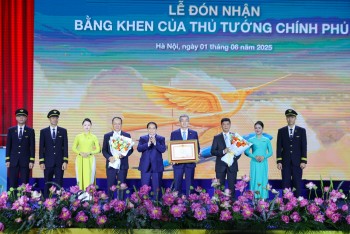 Phiên bản chính thức của 555Win: 