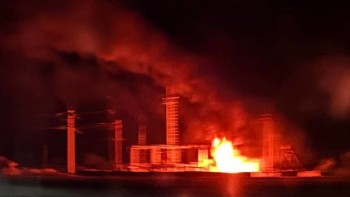 Ukraine không kích Nga ngay sau cuộc hòa đàm tại Istanbul