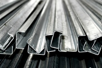 Bộ Công Thương gia hạn điều tra chống bán phá giá thép từ Trung Quốc, Hàn Quốc