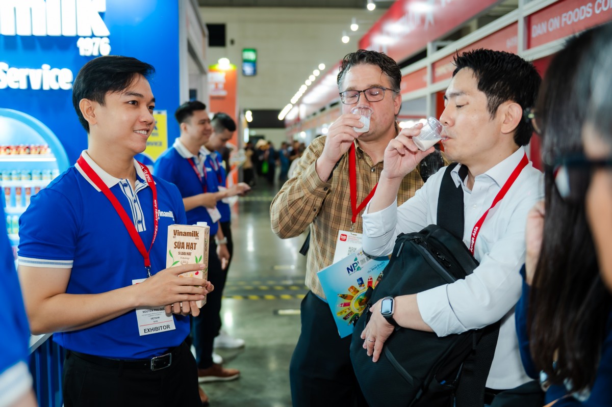 Vinamilk xuất hiện ấn tượng tại hội chợ quốc tế ngành F&B hàng đầu Châu Á