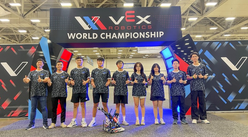 Mako Maniacs 50922T xuất sắc vào vòng Playoff tại VEX Robotics World Championship 2025. Nguồn: PV GAS.