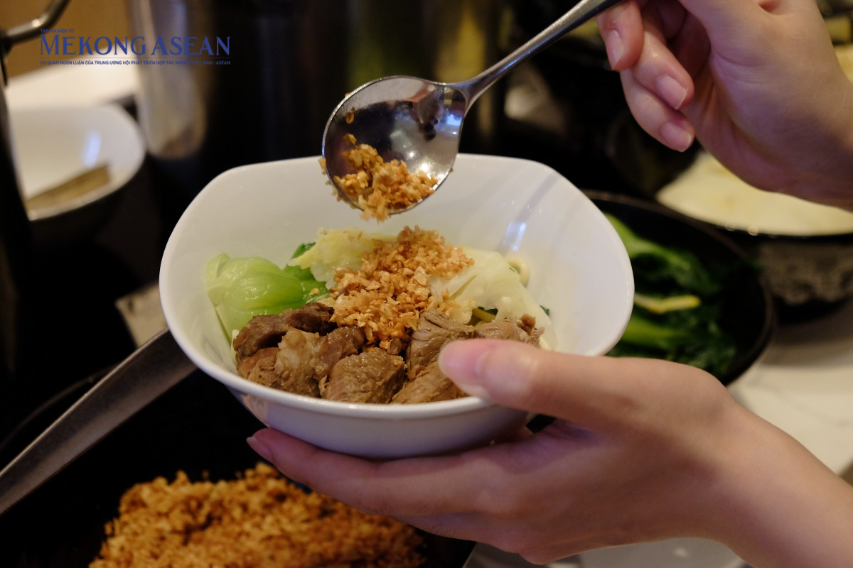 Món mỳ bò Món mỳ bò