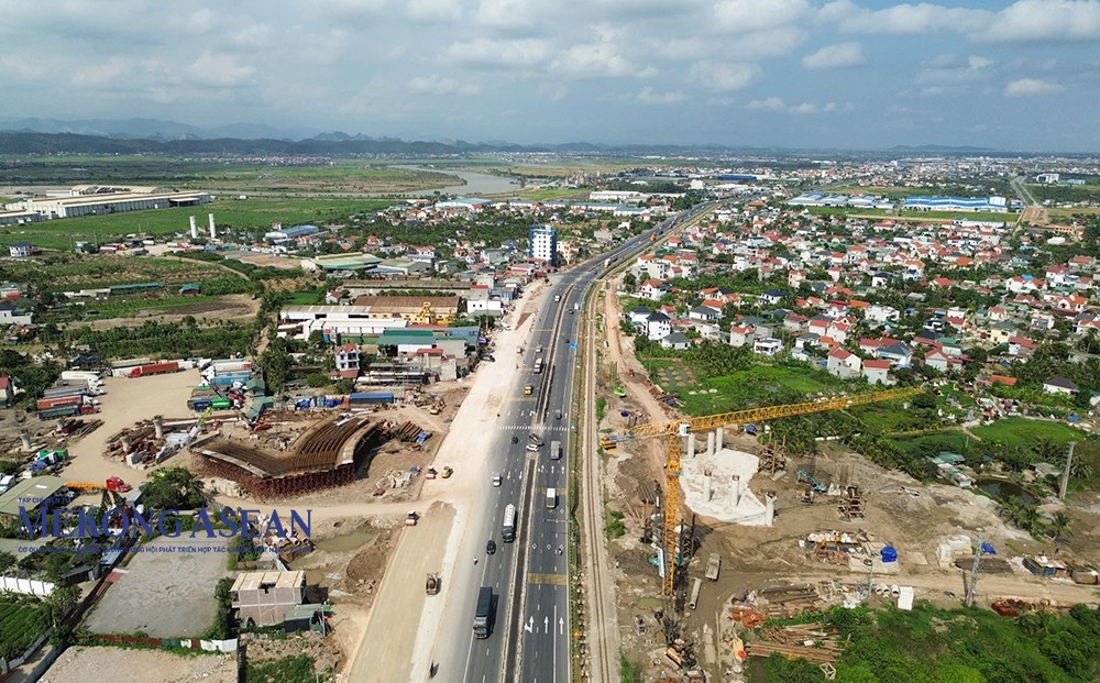 QL5 là tuyến giao thông huyết mạch nối Hải Phòng với Hà Nội, đi qua các tỉnh, thành phố Hà Nội, Hưng Yên, Hải Dương và Hải Phòng. 