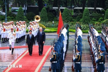 Chủ tịch nước Lương Cường chủ trì lễ đón Tổng thống Lithuania