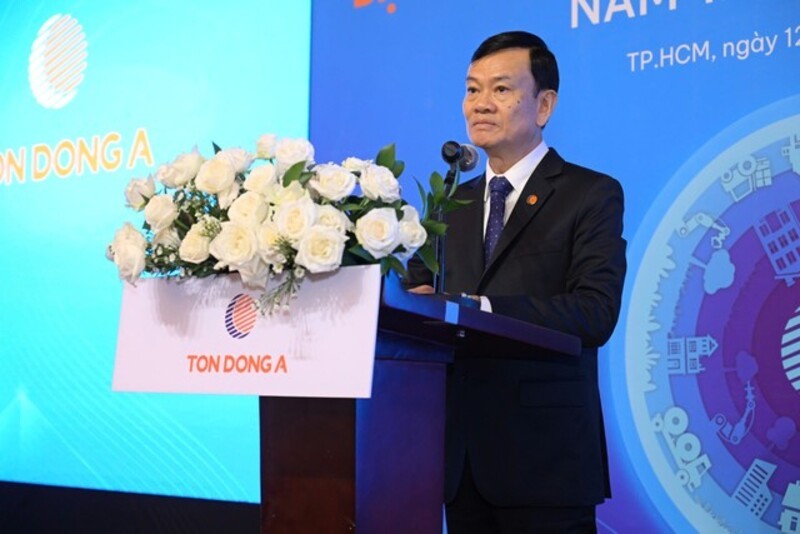 Tôn Đông Á 'xoay trục' về thị trường nội địa giữa làn sóng bảo hộ thép toàn cầu