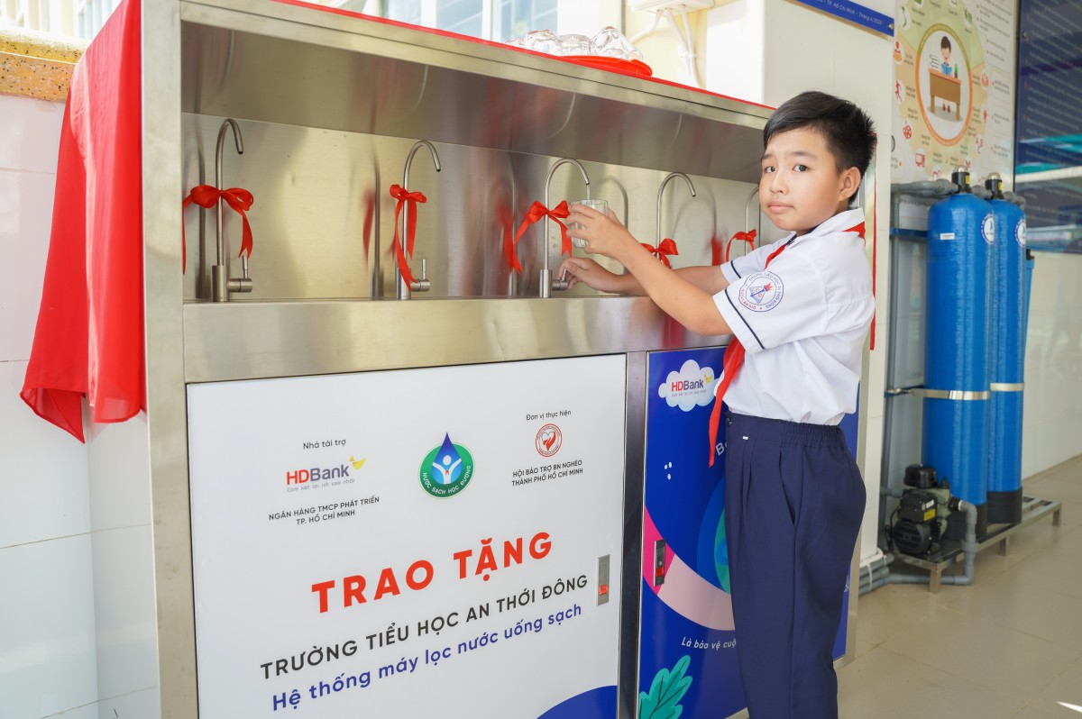 HDBank trao tặng 2.000 căn nhà tình thương trong 5 tháng đầu năm