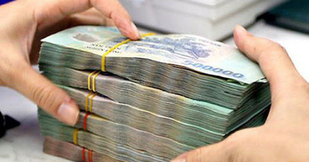 Dòng tiền dân cư đổ vào ngân hàng lập đỉnh mới