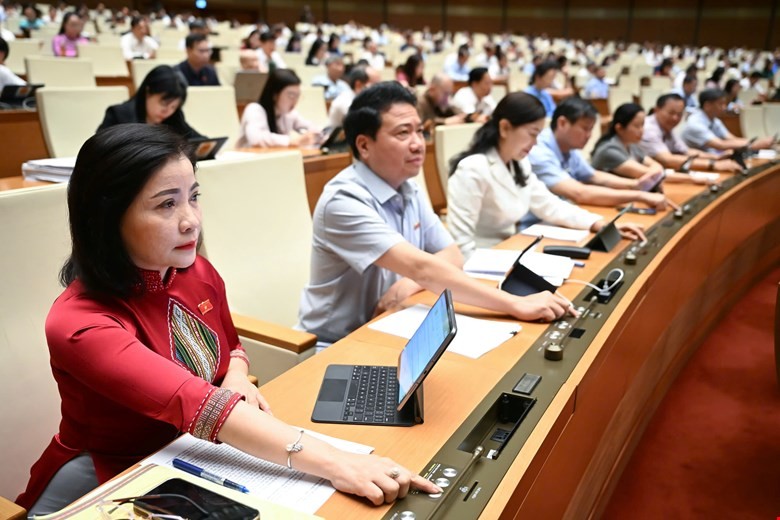 Công chức, viên chức không được thành lập, góp vốn, quản lý 555win 500 nhà cái cá cược