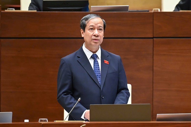Bộ trưởng Nguyễn Kim Sơn: Dạy thêm, học thêm vì chưa đủ