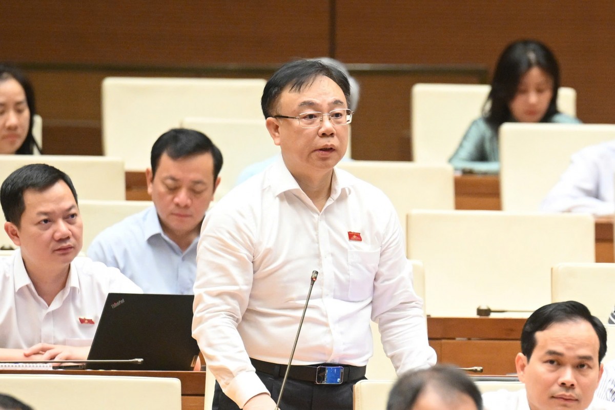 Năm 2027 sẽ thí điểm thi tốt nghiệp THPT trên máy tính