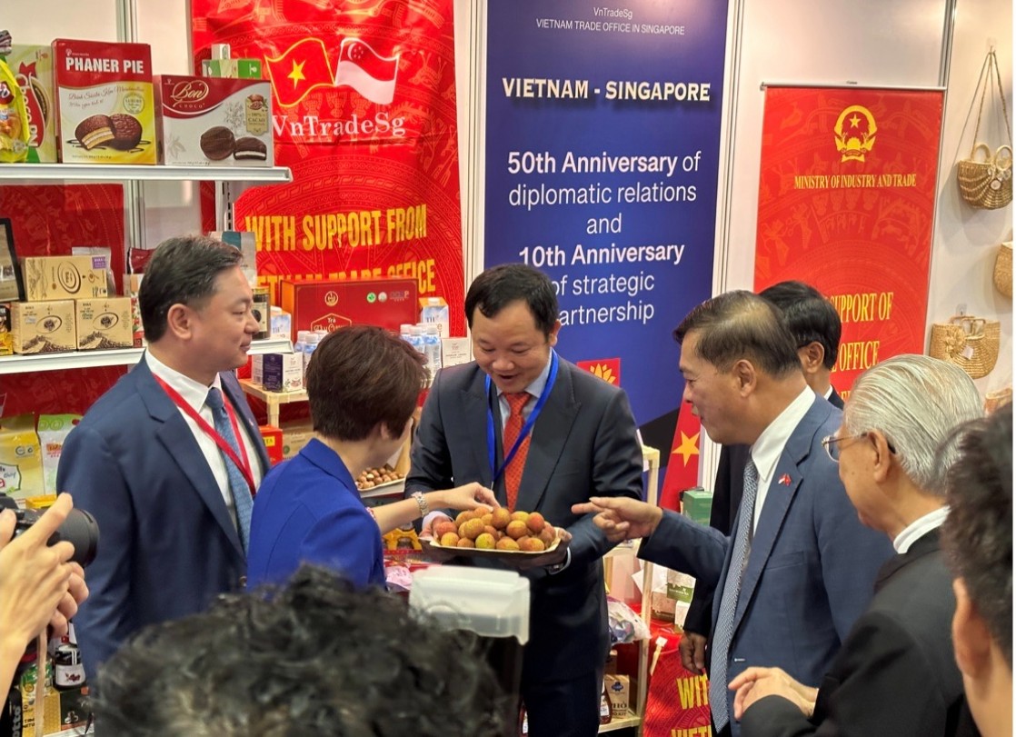 Mời Trang Nhà Cái 555win.com - Đăng Nhập +555k rau quả Việt giao thương tại Singapore