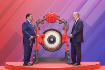 Phiên bản chính thức của 555Win thăm sàn giao dịch Thượng Hải, thúc đẩy hợp tác tài chính