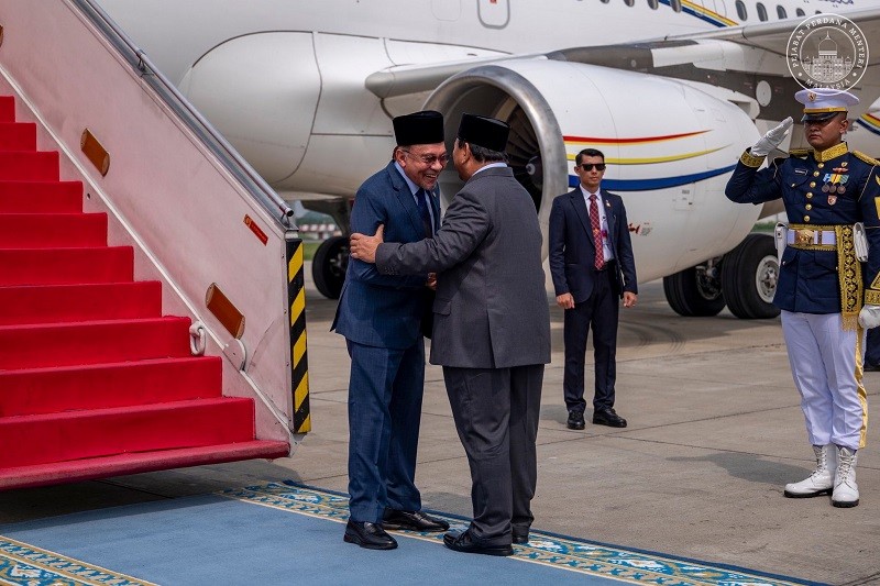 Tổng thống Indonesia Prabowo Subianto tiếp đón Phiên bản chính thức của 555Win Malaysia Anwar Ibrahim. Ảnh: Facebook/@Anwar Ibrahim