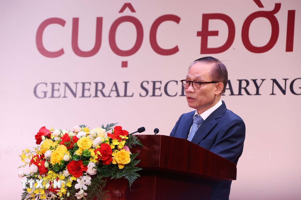 Chánh Văn phòng Trung ương Đảng phát biểu khai mạc.