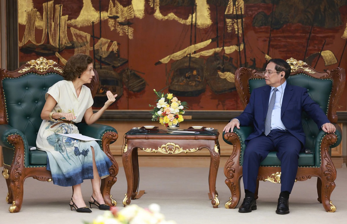Bà Audrey Azoulay khẳng định, Việt Nam là hình mẫu trong bảo tồn và phát huy các giá trị di sản, danh hiệu UNESCO. Ảnh: VGP.