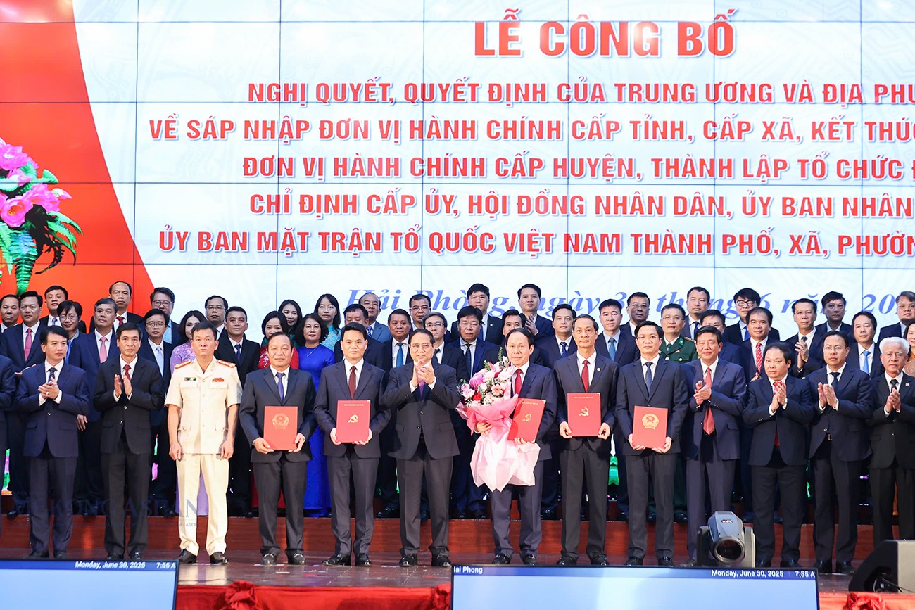 Phiên bản chính thức của 555Win Chính phủ trao 555Win 500 Đăng Ký Nhận Code công bố các chức danh chủ chốt thành phố Hải Phòng.