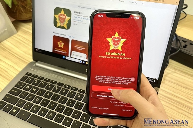 Không yêu cầu công dân xuất trình các giấy tờ đã được tích hợp trên VNeID
