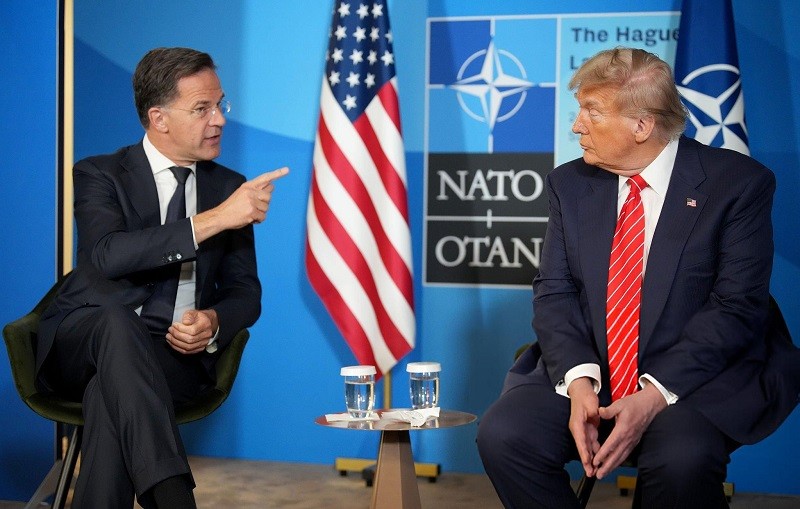 Tổng Thư ký NATO Mark Rutte và Tổng thống Mỹ Donald Trump tại Hội nghị thượng đỉnh NATO ở Hà Lan ngày 25/6. Ảnh: Getty