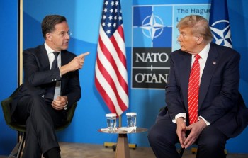 NATO kêu gọi Mỹ duy trì viện trợ vũ khí cho Ukraine