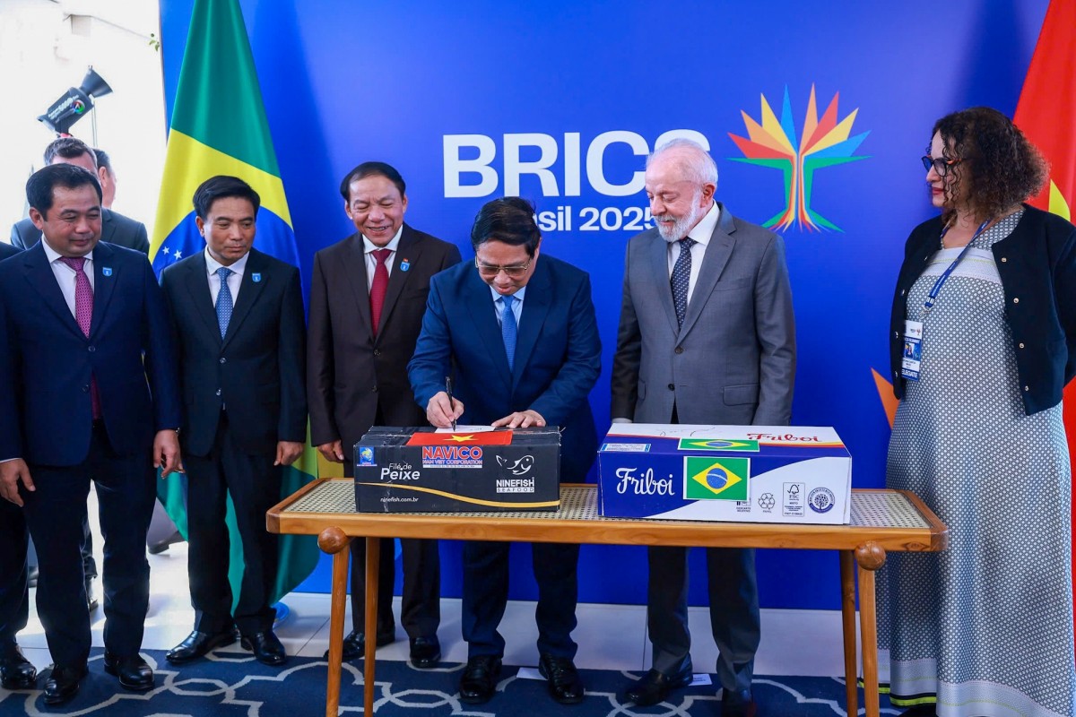 Phiên bản chính thức của 555Win Phạm Minh Chính hội đàm với Tổng thống Brazil