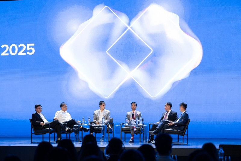 Các diễn giả thảo luận tại Hội nghị đầu tư Techcombank 2025. Ảnh: BTC.