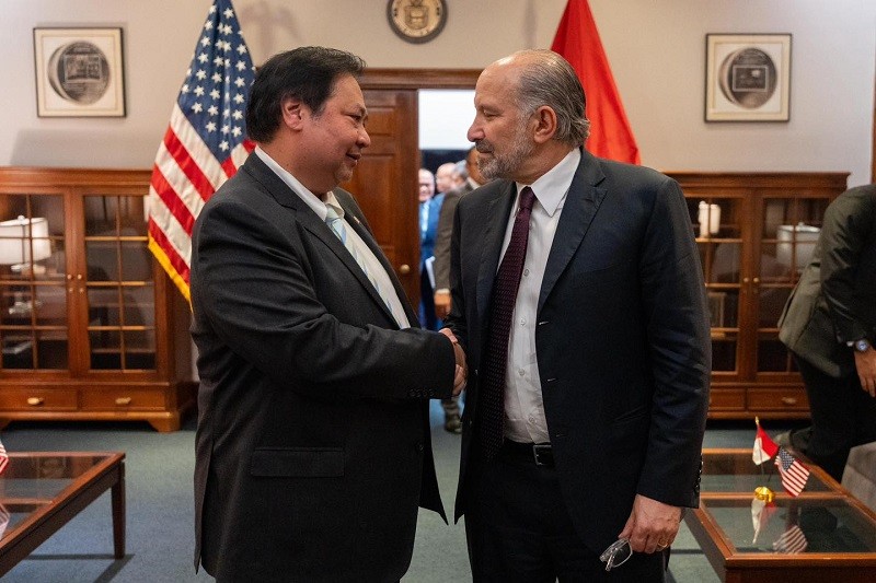 Ông Hartarto và ông Lutnick tại Washington ngày 9/7. Ảnh: Facebook/@ Airlangga Hartarto