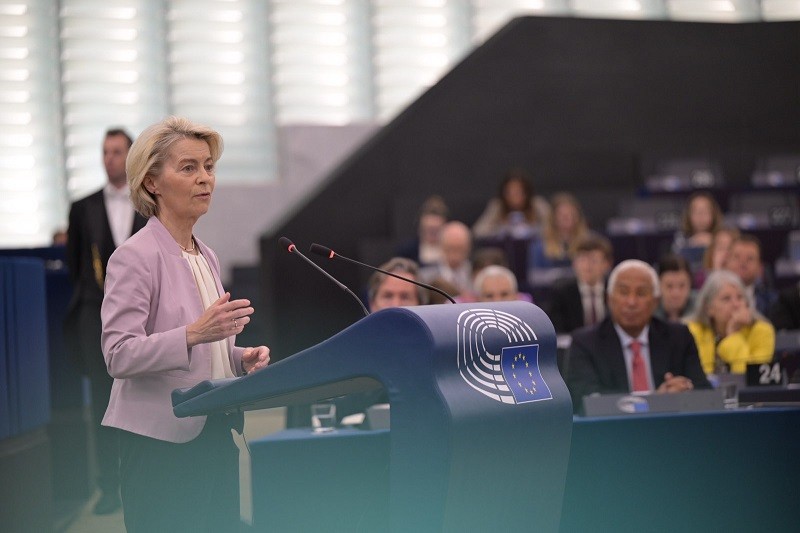 Bà Ursula von der Leyen tại Phiên họp toàn thể của Nghị viện Châu Âu ngày 9/7. Ảnh: X/@vonderleyen