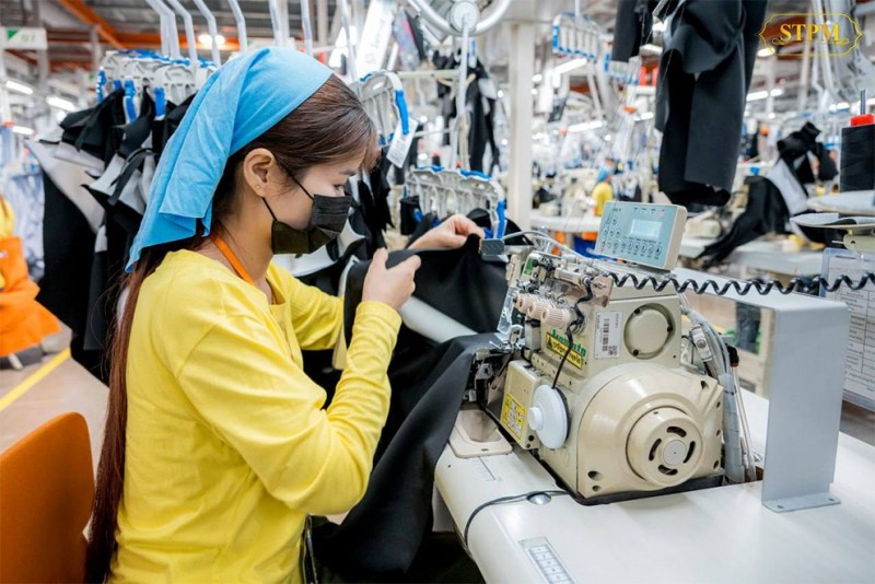 Campuchia nhập hơn 8,5 tỷ USD hàng hóa từ Trung Quốc nửa đầu năm 2025