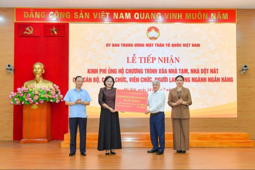 Ngành ngân hàng góp sức xóa 1.366 nhà tạm, nhà dột nát