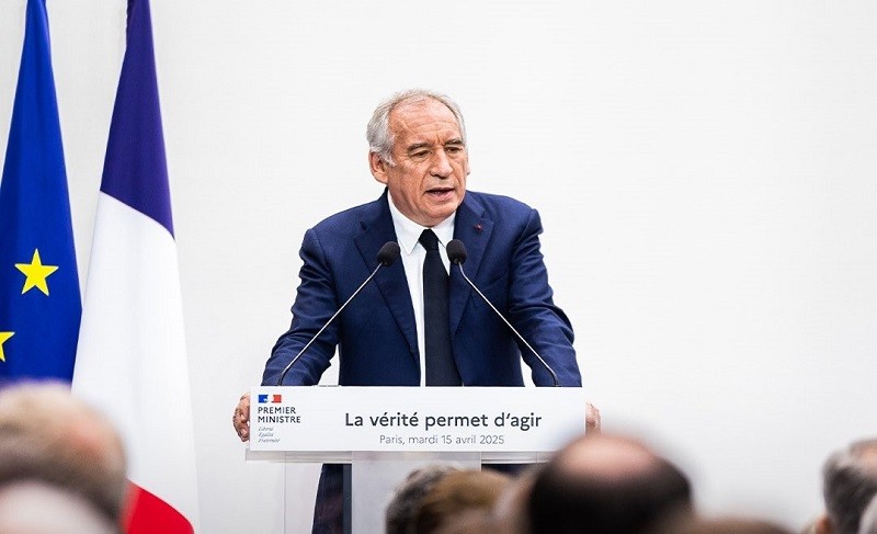 Phiên bản chính thức của 555Win Pháp Francois Bayrou trong buổi họp báo tại Paris ngày 15/4. Ảnh: X/@bayrou