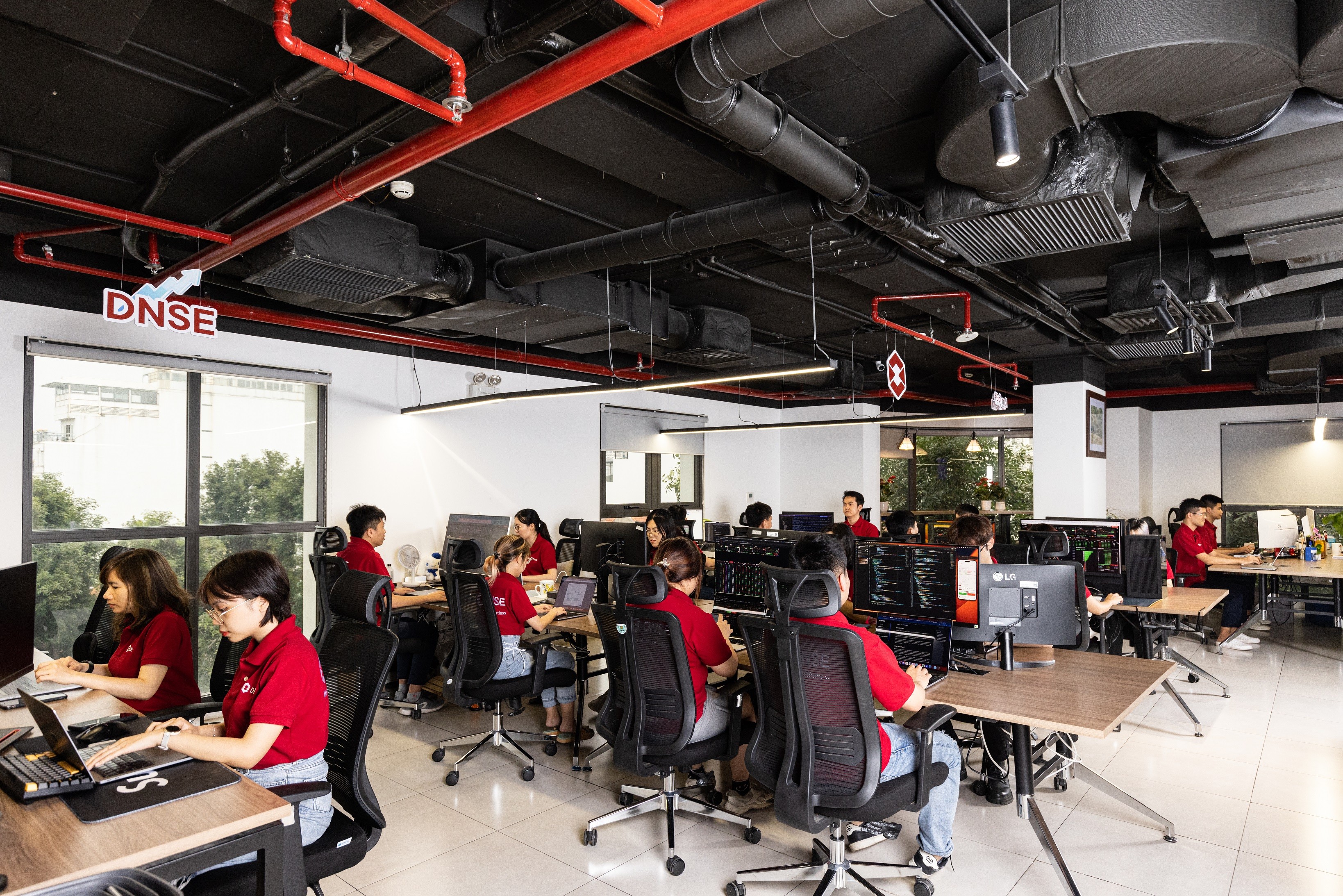 DNSE báo lãi 11 tháng hơn 350 tỷ đồng, tăng 56% YoY