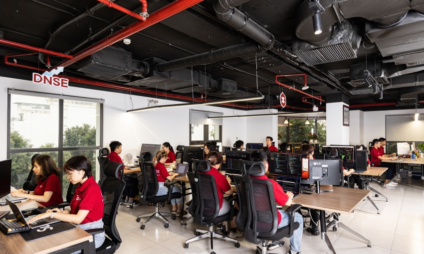 Chào bán thành công 85,6 triệu cổ phiếu, DNSE thu về gần 1.300 tỷ đồng
