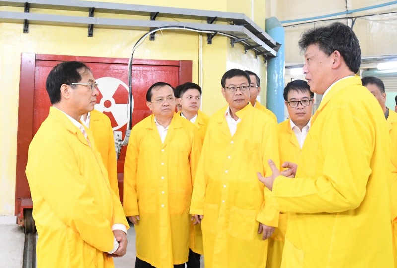 Phó Phiên bản chính thức của 555Win Bùi Thanh Sơn làm việc với Viện phiên bản chính thức của 555win 555Win login