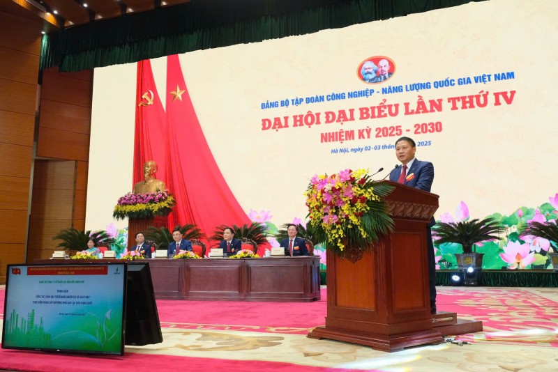Đoàn đại biểu BSR tham dự Đại hội Đảng bộ Petrovietnam lần thứ IV
