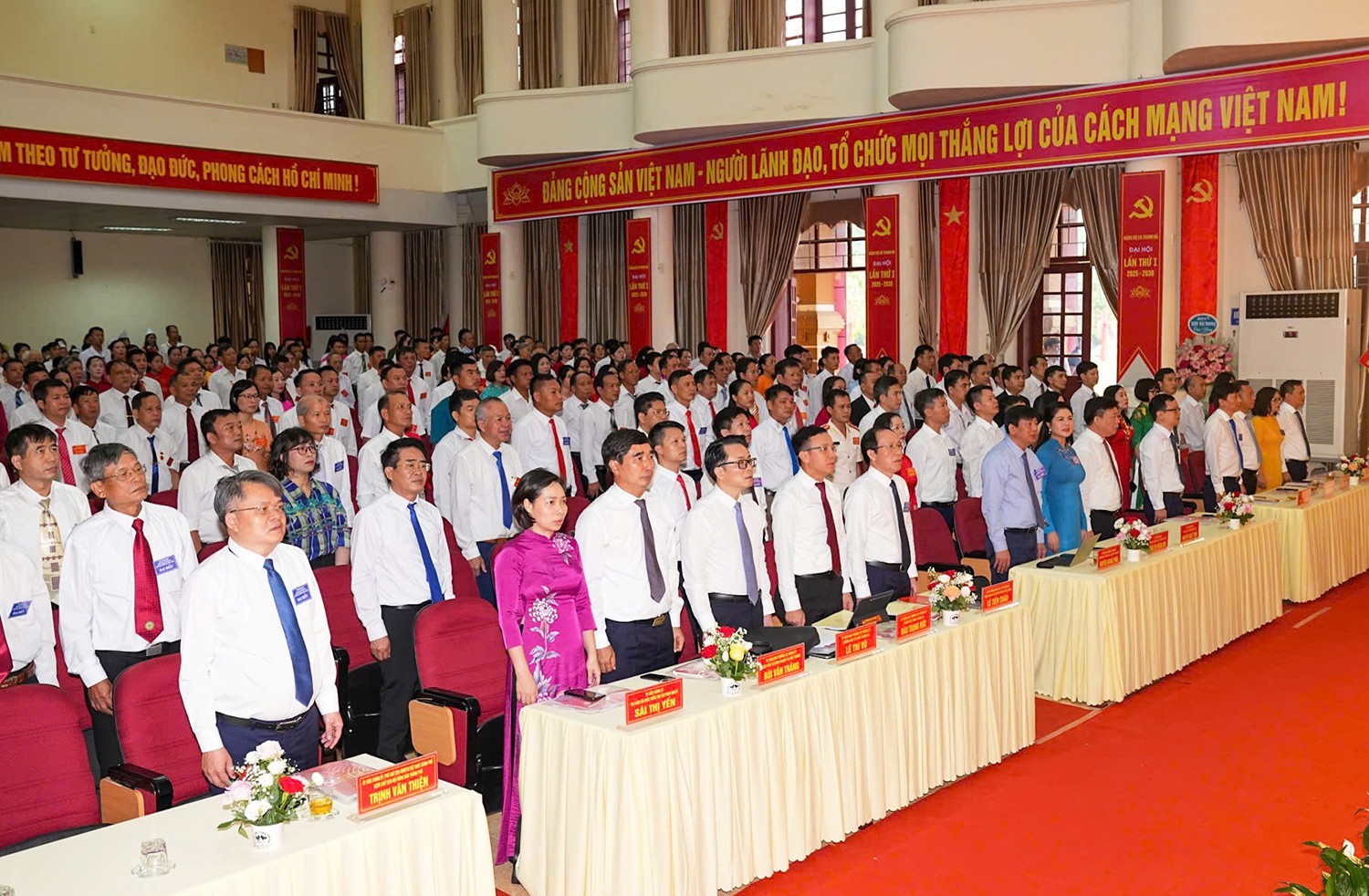 Các đại biểu dự đại hội. Ảnh Hoàng Thành.