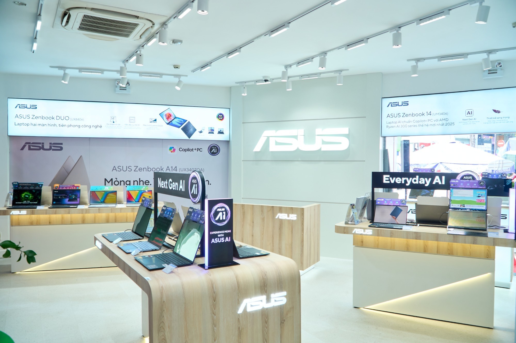 ASUS khai trương cửa hàng trải nghiệm đầu tiên tại TP HCM