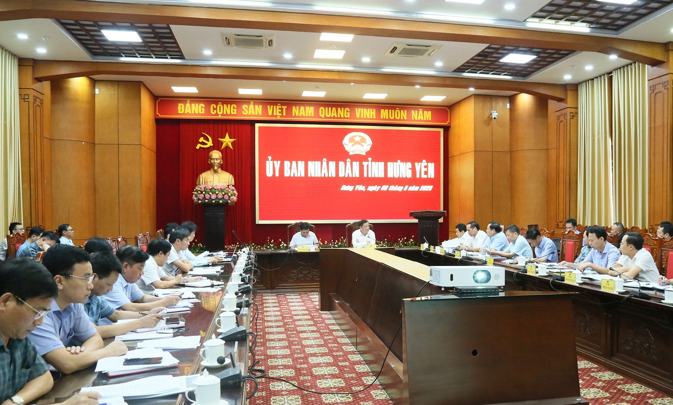 Quang cảnh cuộc họp. 
