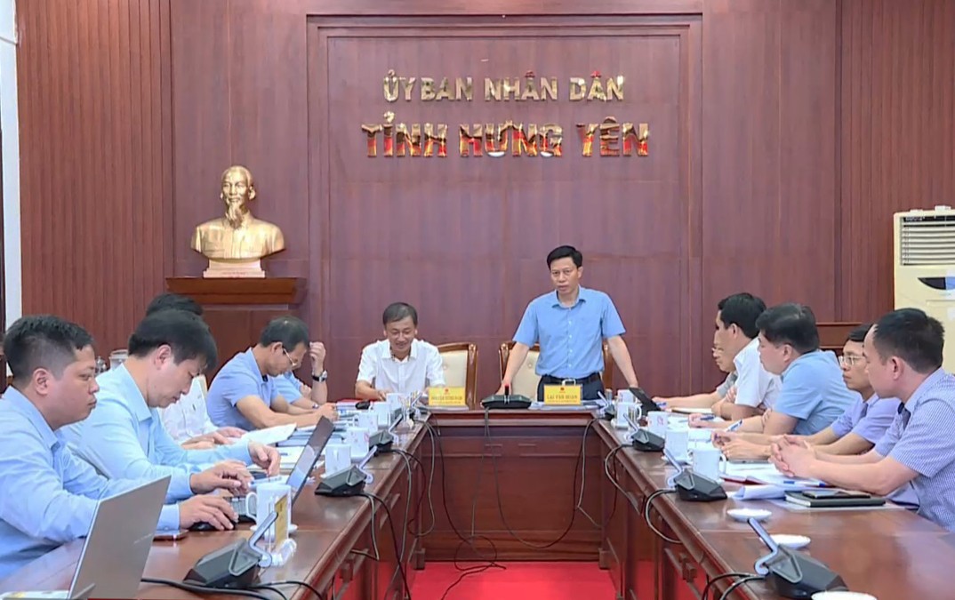 UBND tỉnh Hưng Yên họp bàn giải pháp tháo gỡ khó khăn về nguồn cung cát san lấp phục vụ các dự án trên địa bàn tỉnh.
