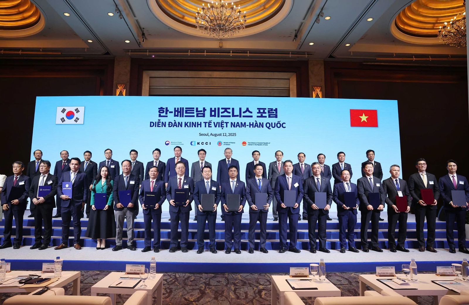 PTSC và LSEE hợp tác đầu tư xây dựng nhà máy cáp ngầm cao thế tại Việt Nam