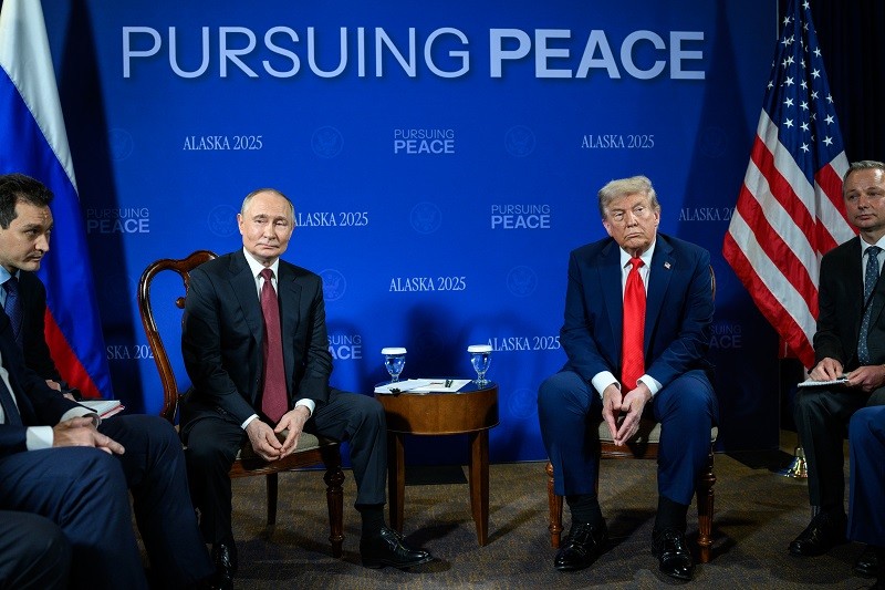 Tổng thống Nga Vladimir Putin và Tổng thống Mỹ Donald Trump tại Alaska ngày 15/8. Ảnh: Nhà Trắng