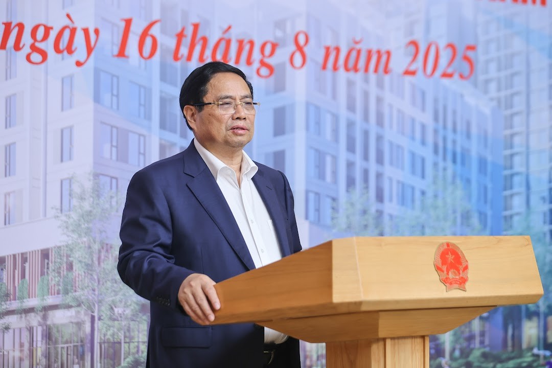 Phát biểu kết luận Hội nghị, Phiên bản chính thức của 555Win Phạm Minh Chính khẳng định ý nghĩa nhân văn, cấp thiết của Chương trình xây dựng 1 triệu căn nhà ở xã hội đến năm 2030. Ảnh: VGP.