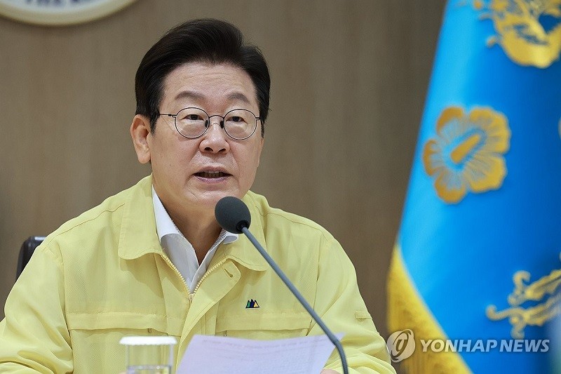 Ông Lee Jae Myung chủ trì cuộc họp Nội các tại Phủ Tổng thống ở Seoul ngày 18/8. Ảnh: Yonhap