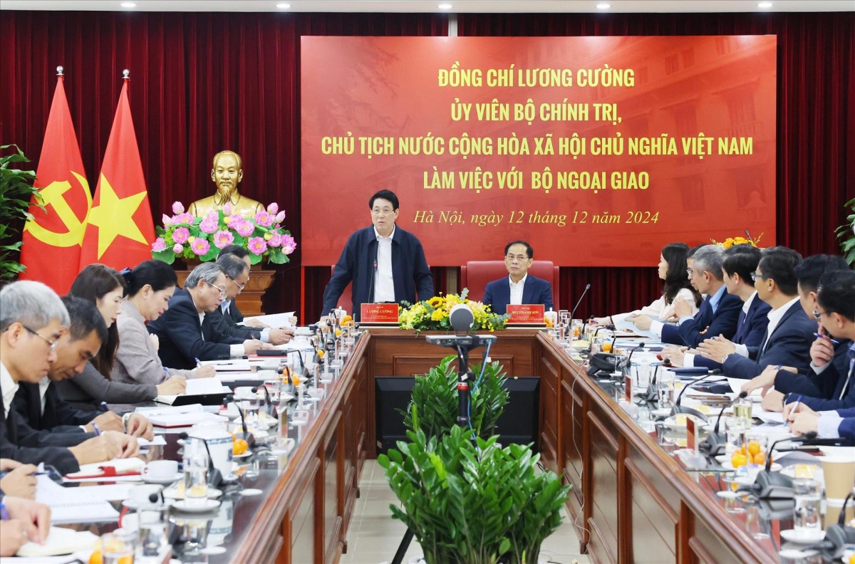 Ngoại giao Việt Nam: 80 năm xây dựng, trưởng thành cùng đất nước