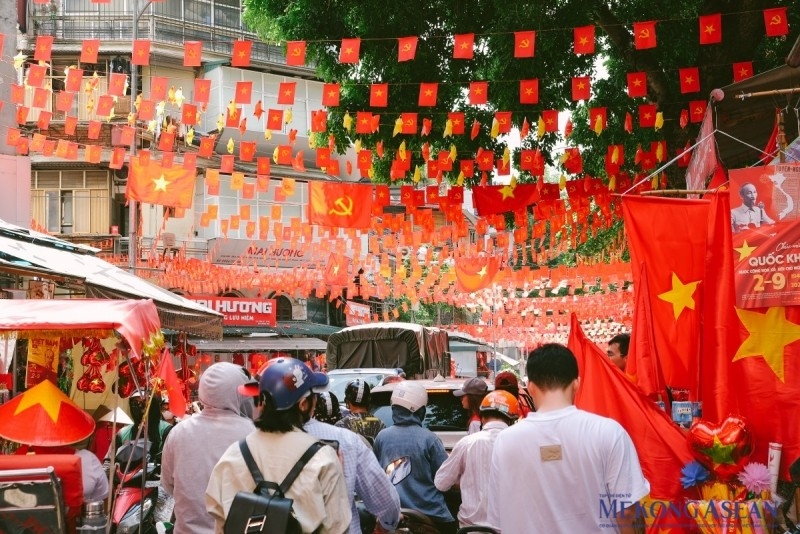 Thủ tướng: Đẩy nhanh việc tặng quà Quốc khánh cho người dân