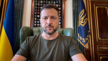 Ukraine liên hệ với các nước để tìm địa điểm đàm phán với Nga