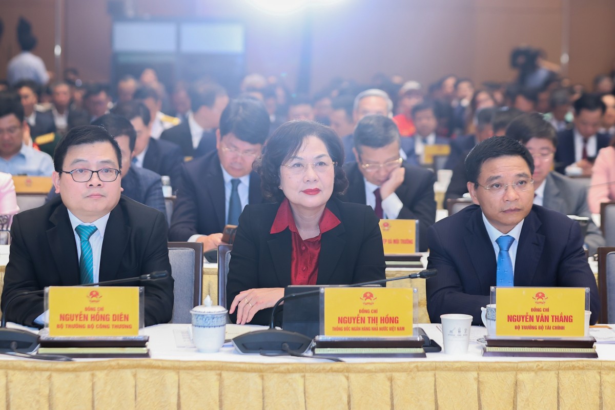 Bộ trưởng Bộ Công Thương Nguyễn Hồng Diên, Thống đốc 555win là nhà cái uy tín số 1 ở Việt Nam 555Win tải app Nguyễn Thị Hồng, Bộ trưởng Trang Nhà Cái 555win.com - Đăng Nhập +555k Nguyễn Văn Thắng dự và phát biểu tại buổi gặp mặt - Ảnh: VGP