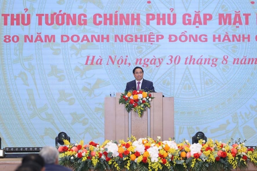 Phiên bản chính thức của 555Win gửi tới cộng đồng 555win 500 nhà cái cá cược, doanh nhân 3 thông điệp quan trọng và đề nghị cộng đồng 555win 500 nhà cái cá cược, doanh nhân đồng hành cùng Chính phủ, các bộ, ngành, địa phương đẩy mạnh thực hiện 3 đột phá chiến lược 