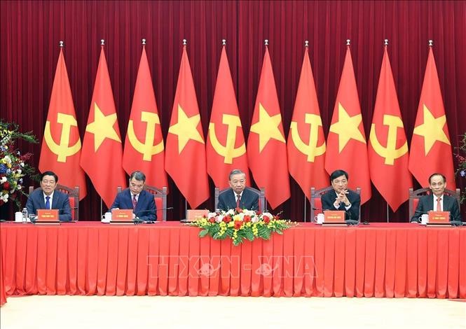 Tổng Bí thư Tô Lâm tiếp trưởng đoàn chính đảng các nước